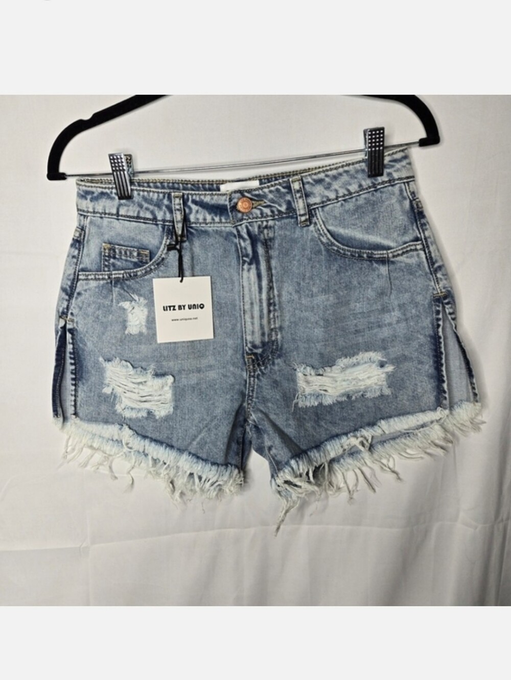 NWT Litz by Uniq Distressed High Rise Denim Shorts | Frayed Hem | Small